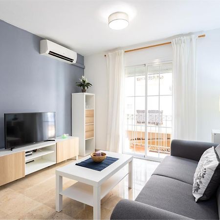 Holidays2Malaga Capuchinos French Balconies, Private Parking, Wifi & Air Con 외부 사진