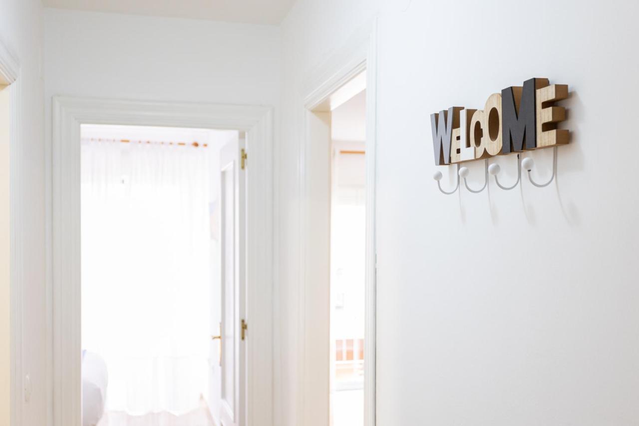 Holidays2Malaga Capuchinos French Balconies, Private Parking, Wifi & Air Con 외부 사진