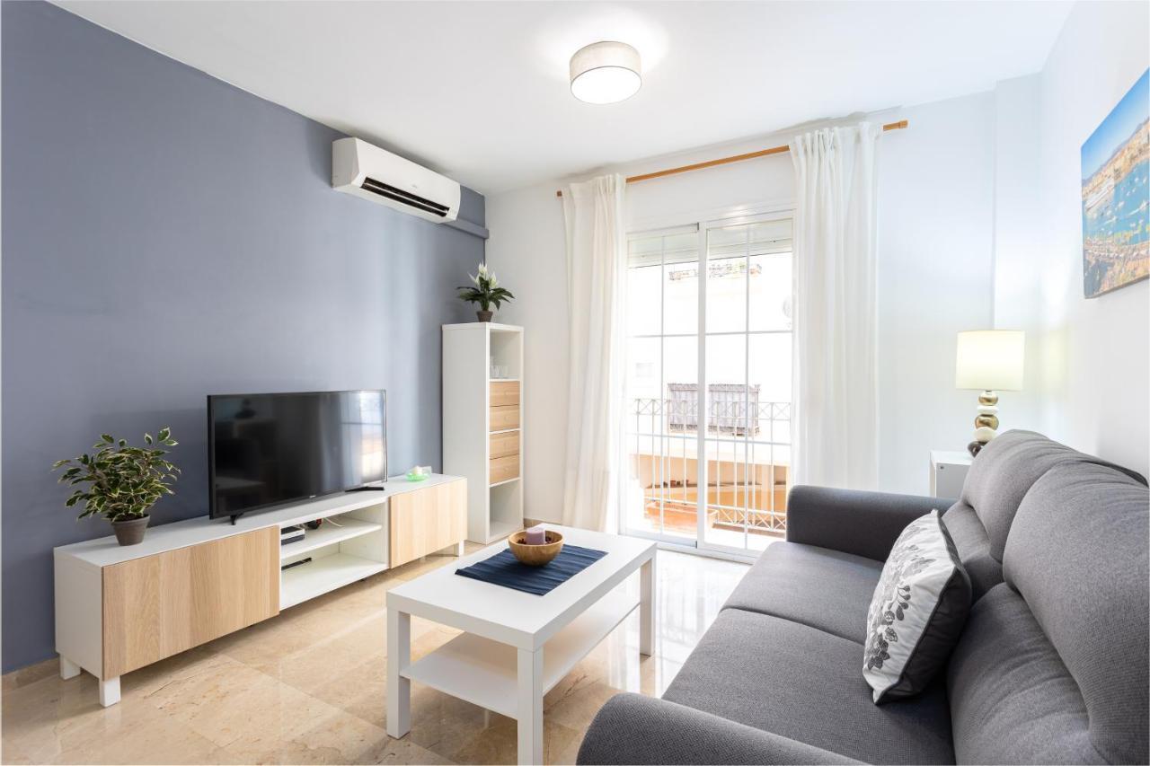 Holidays2Malaga Capuchinos French Balconies, Private Parking, Wifi & Air Con 외부 사진