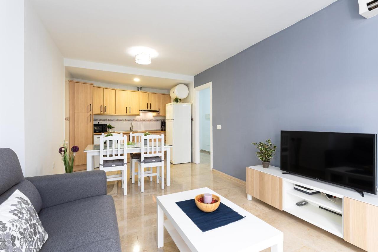 Holidays2Malaga Capuchinos French Balconies, Private Parking, Wifi & Air Con 외부 사진